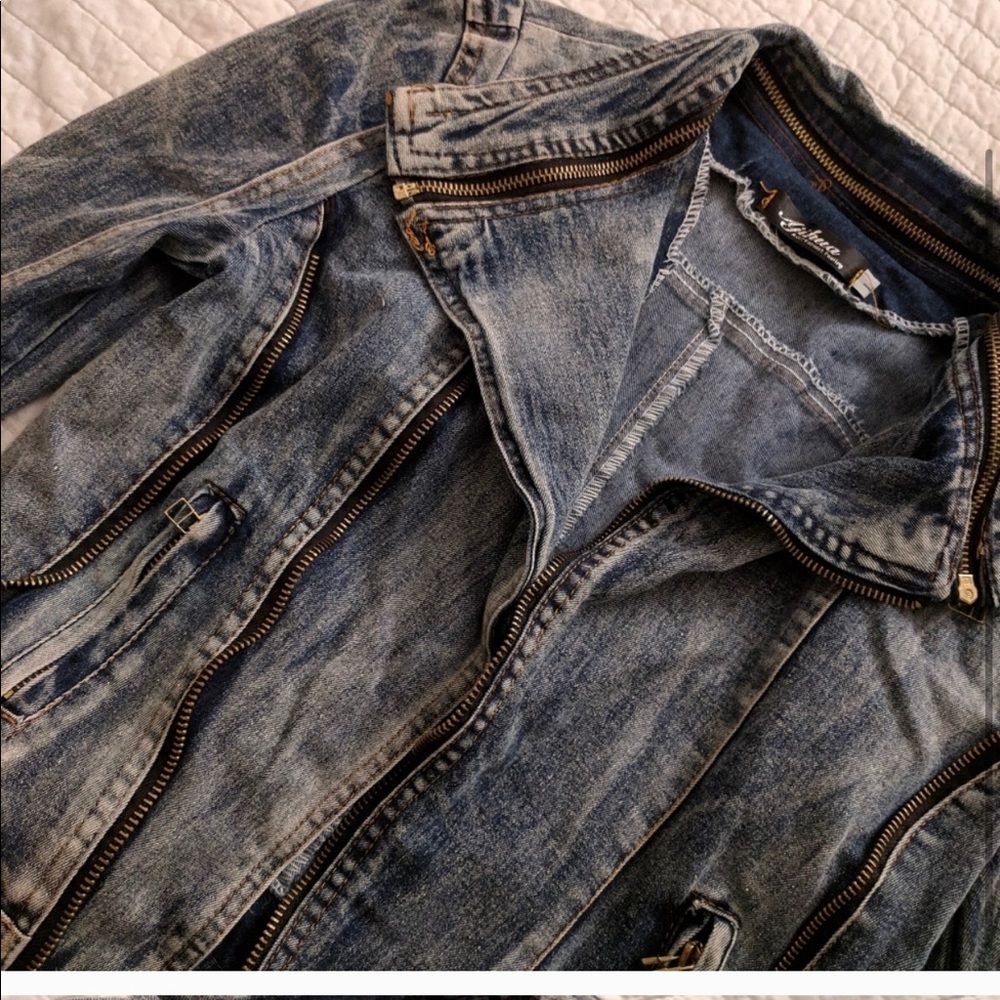 Jean jackets - Picture 2 of 2